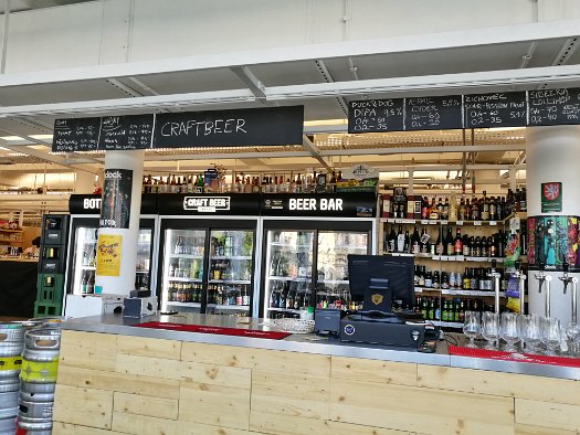 Craftbeer Bottle Shop and Bar Tržnice (2)