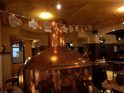 Hofbräuhaus Dubai (11)