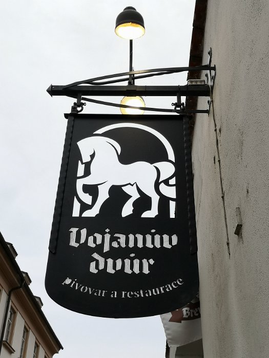 Pivovar a Restaurace Vojanův Dvůr (1)